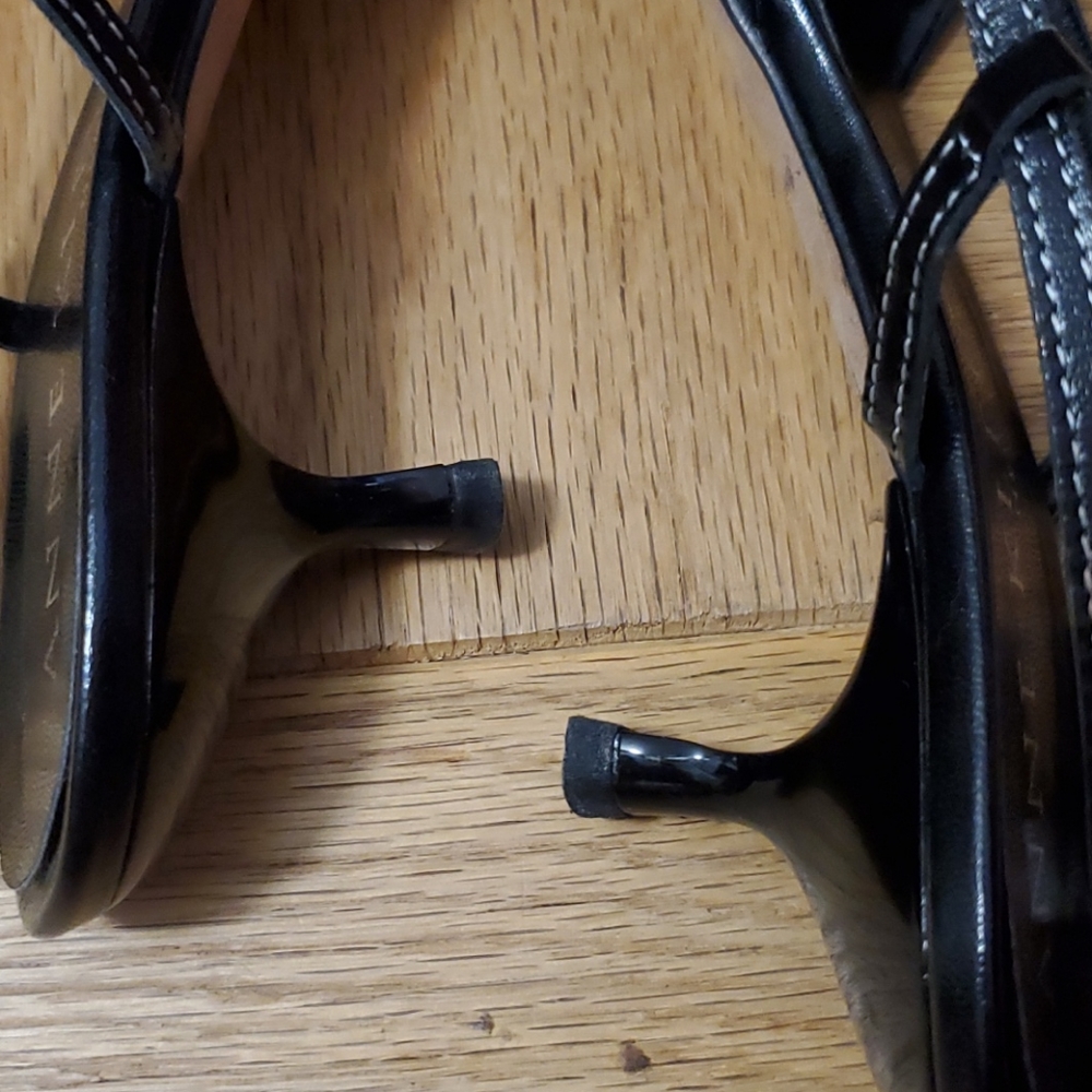Anne Klein Sling Back Shoes - Picture 5 of 5